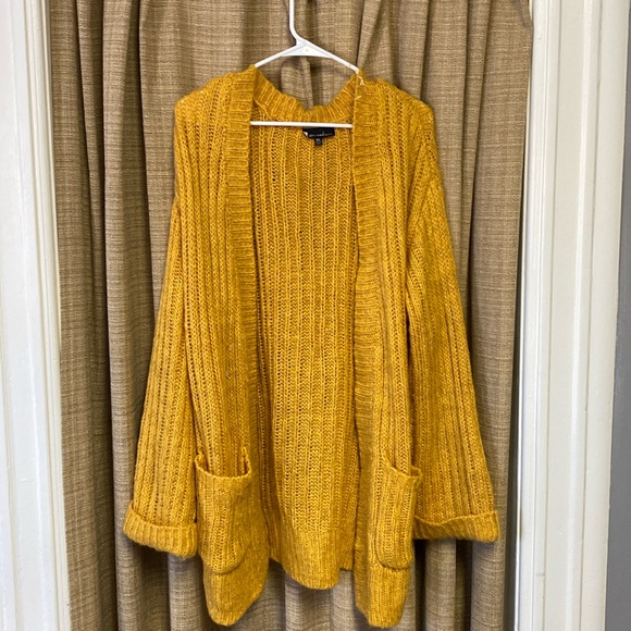 ALISON ANDREWS CARDIGAN - Picture 1 of 5